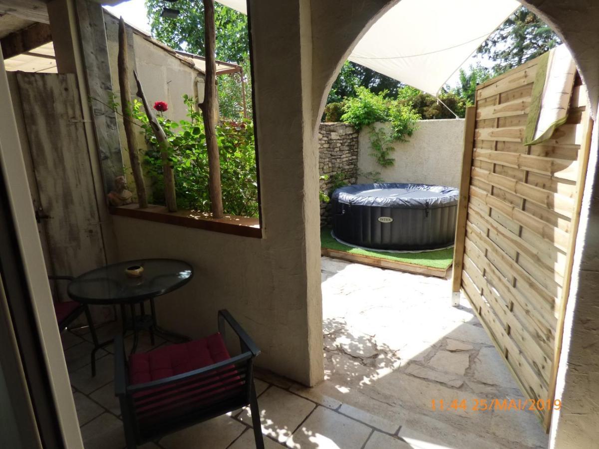 Mas Maurane-Chambre D'Hote Avec Spa Prive Aux Portes D'Arles Tarascon Exterior foto